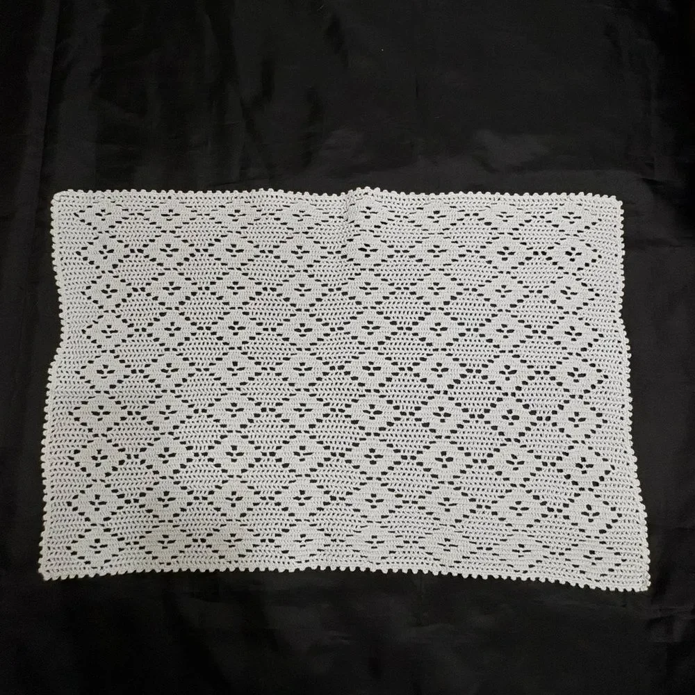Elegant Crochet Lace Placemats, tray mats, doilies, table mats, set of 4,